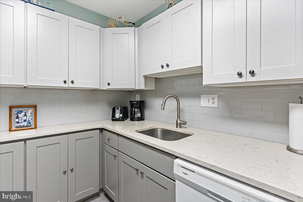 14409 Lighthouse Ave #6 Property Photo 8