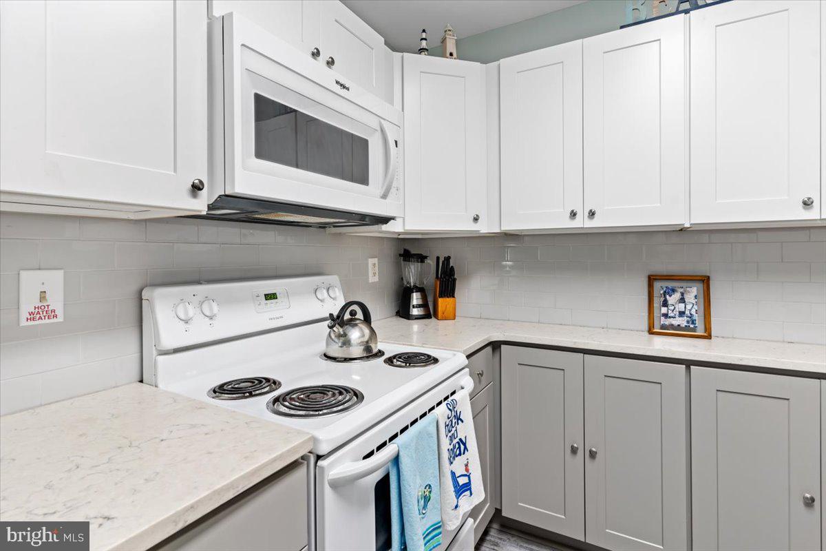 14409 Lighthouse Ave #6 Property Photo 10