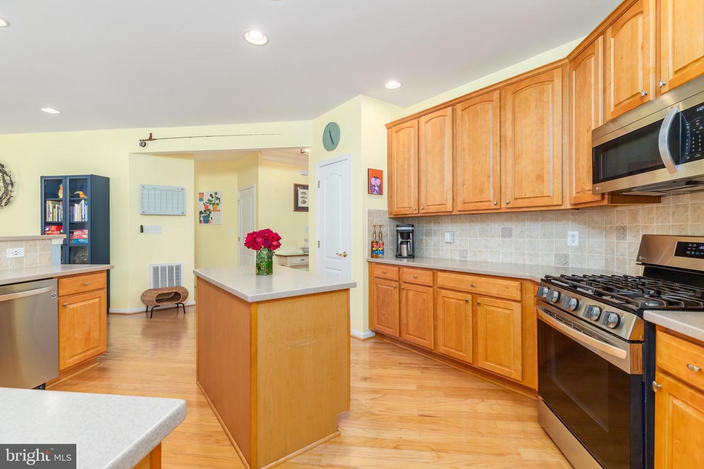 12313 Hidden Bay Dr Property Photo 17