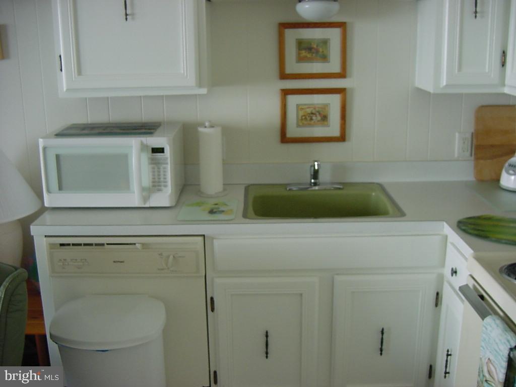 11 91st St #102 Property Photo 5