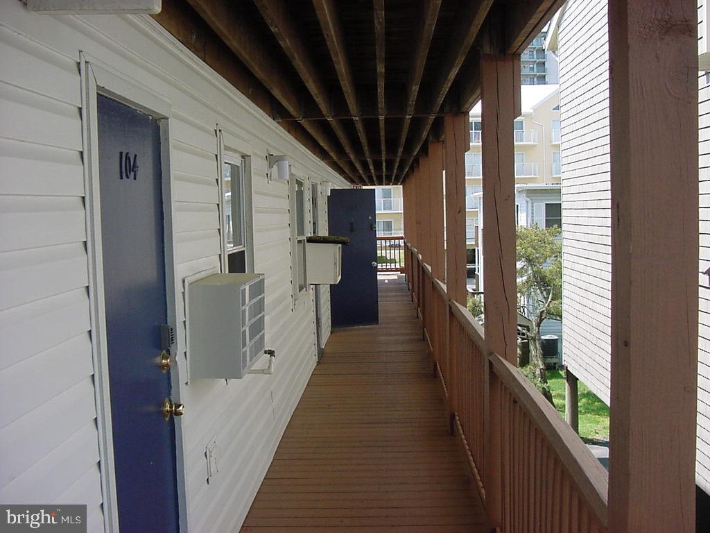 11 91st St #102 Property Photo 18