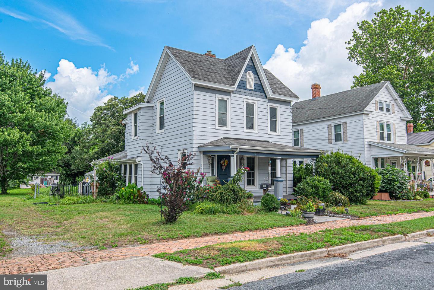 217 E Federal St Property Photo 1