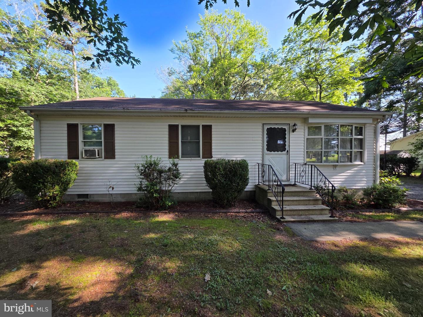 5529 PRINCESS WAY