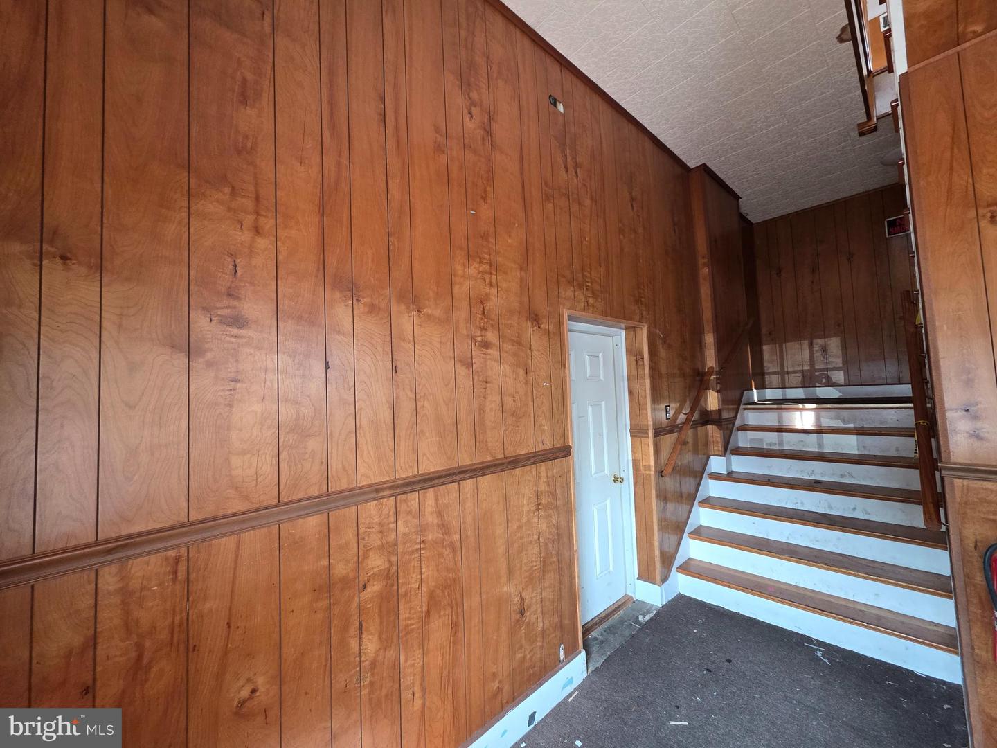 212 W Green St Property Photo 10