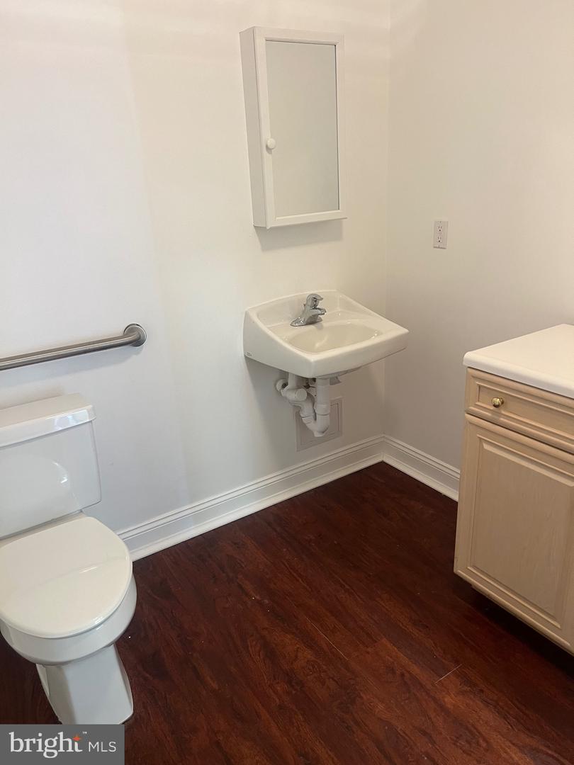 9748 Stephen Decatur Hwy #207 Property Photo 12