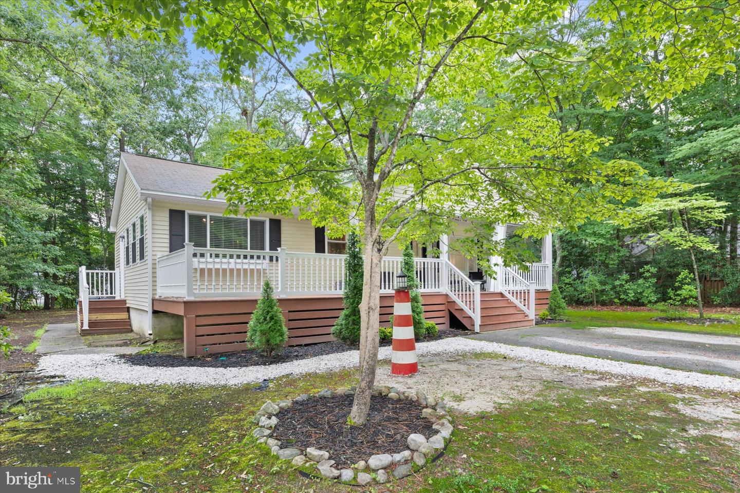 4 Poacher Property Photo 3