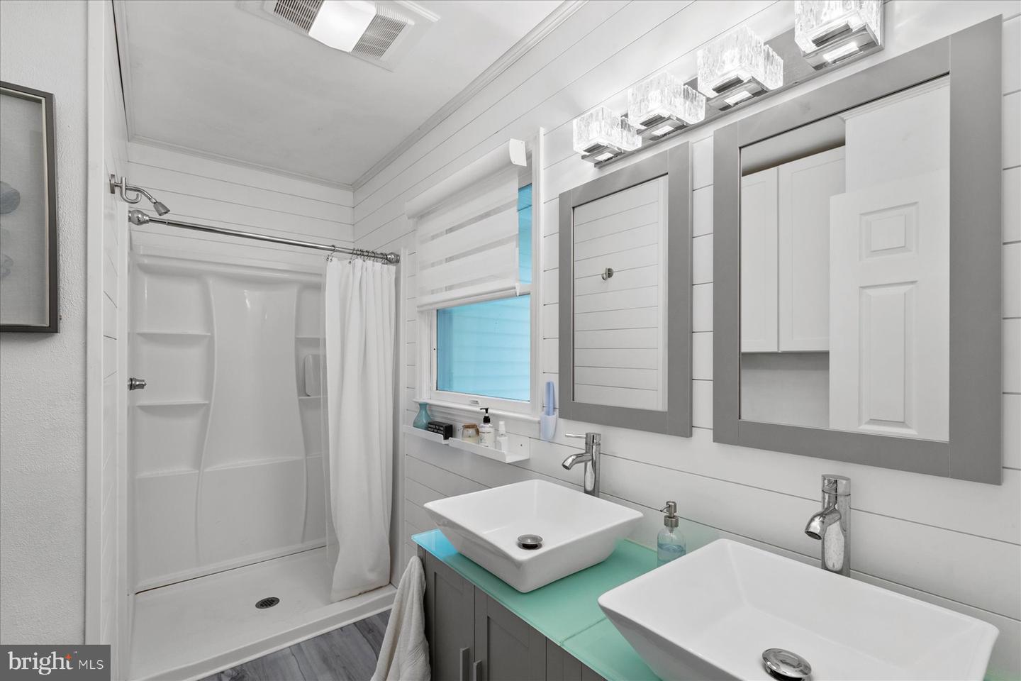 4 Poacher Property Photo 29