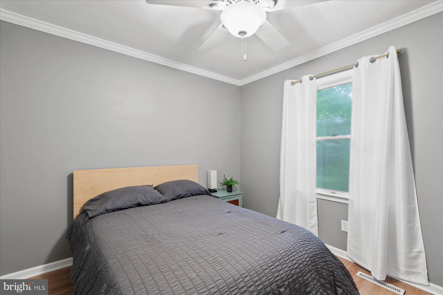 4 Poacher Property Photo 34