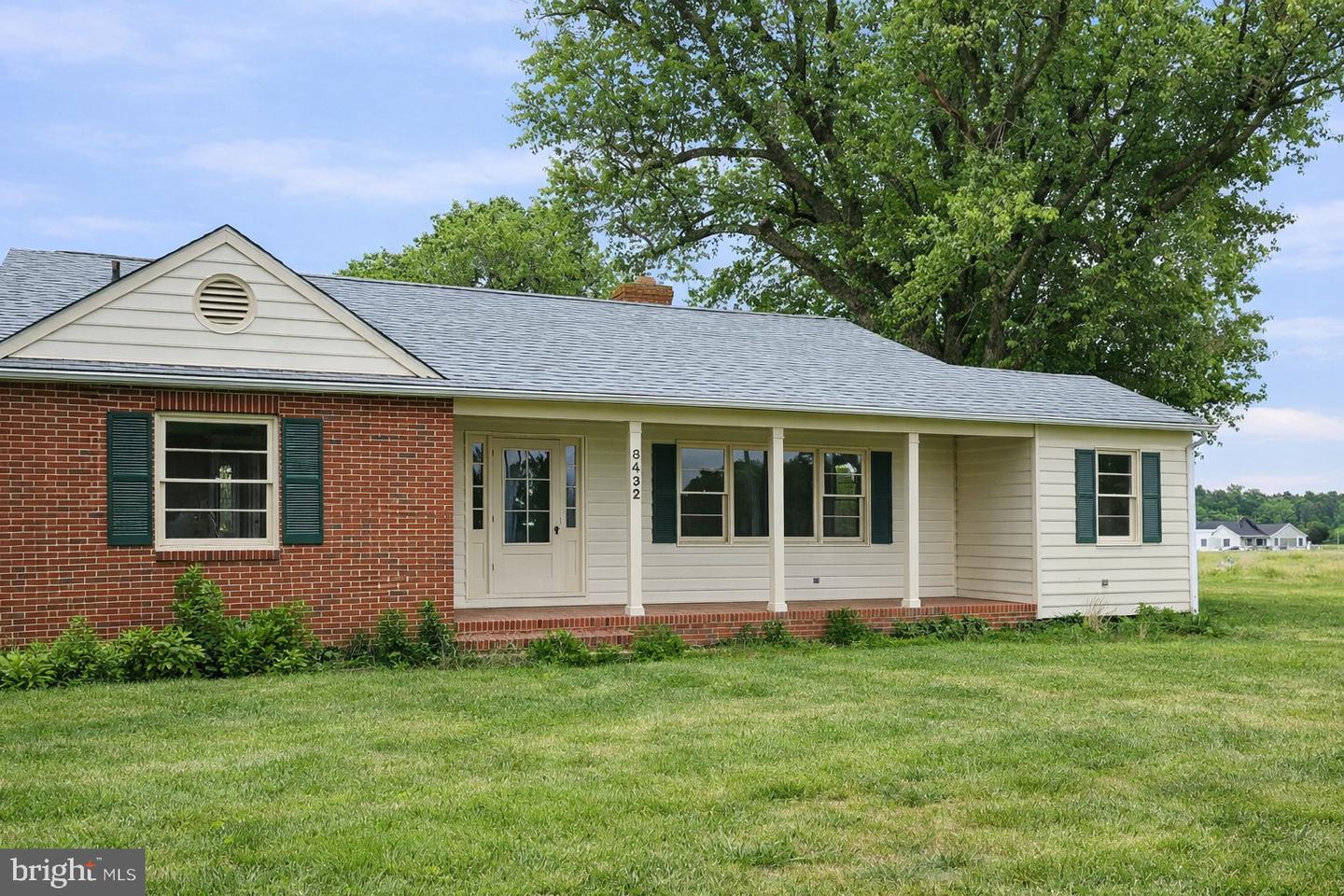 8432 MEADOW BRIDGE