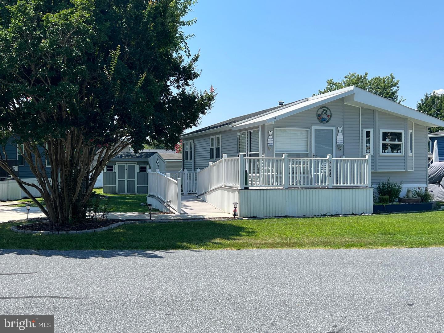 8566 N Longboat Way Property Photo 1
