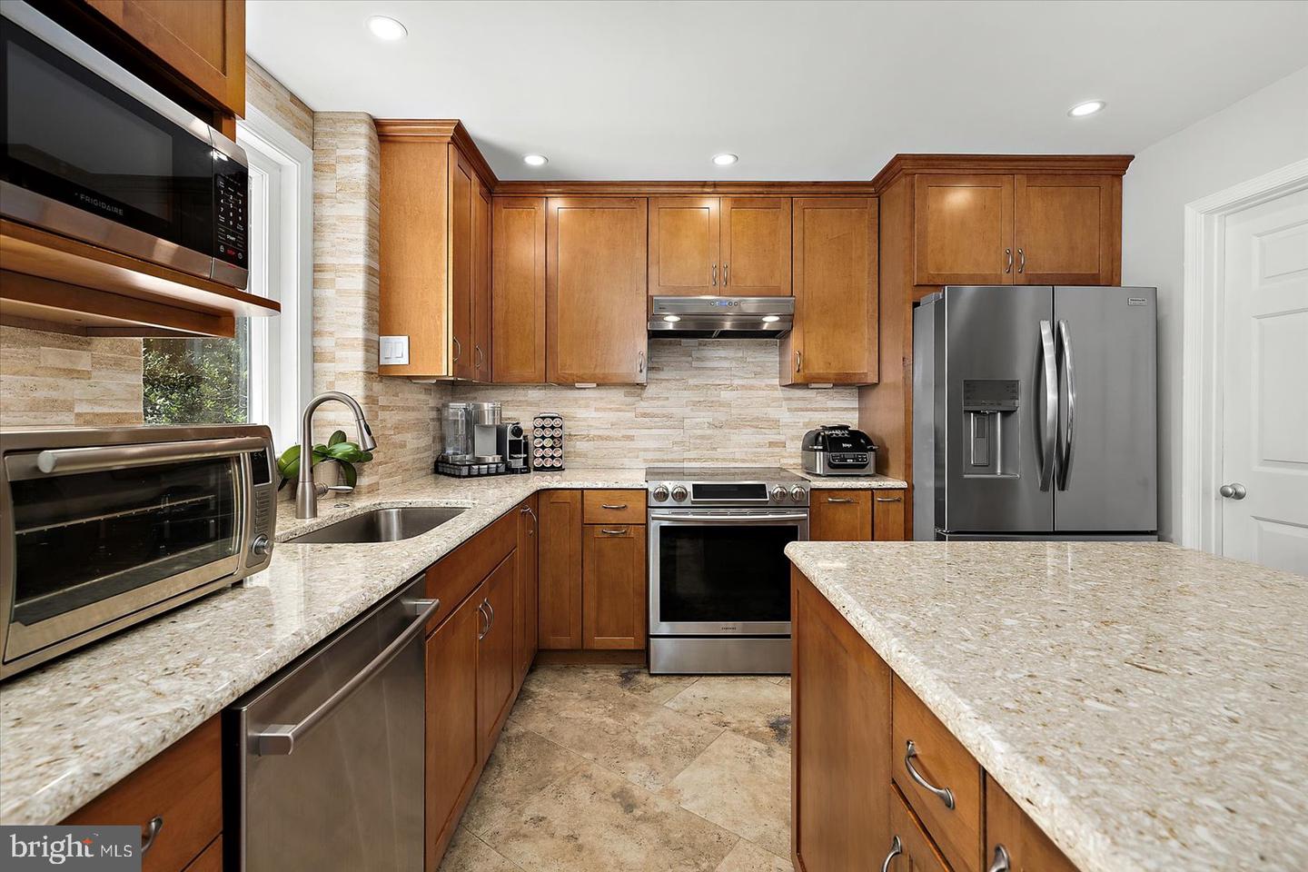 10909 Player Ln Property Photo 24