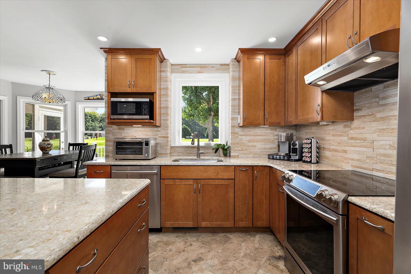 10909 Player Ln Property Photo 26