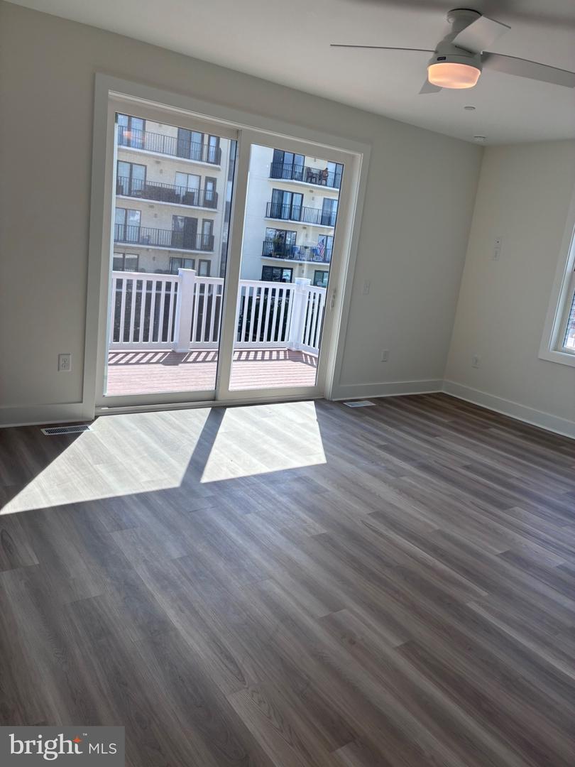 14 142 St Property Photo 24