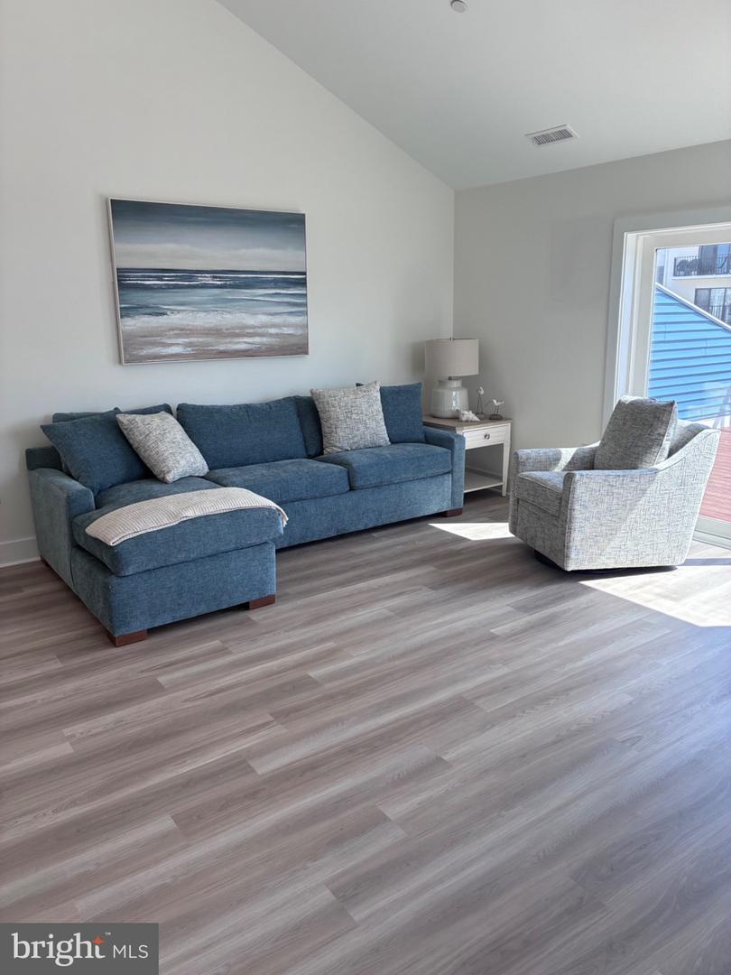 14 142 St Property Photo 29