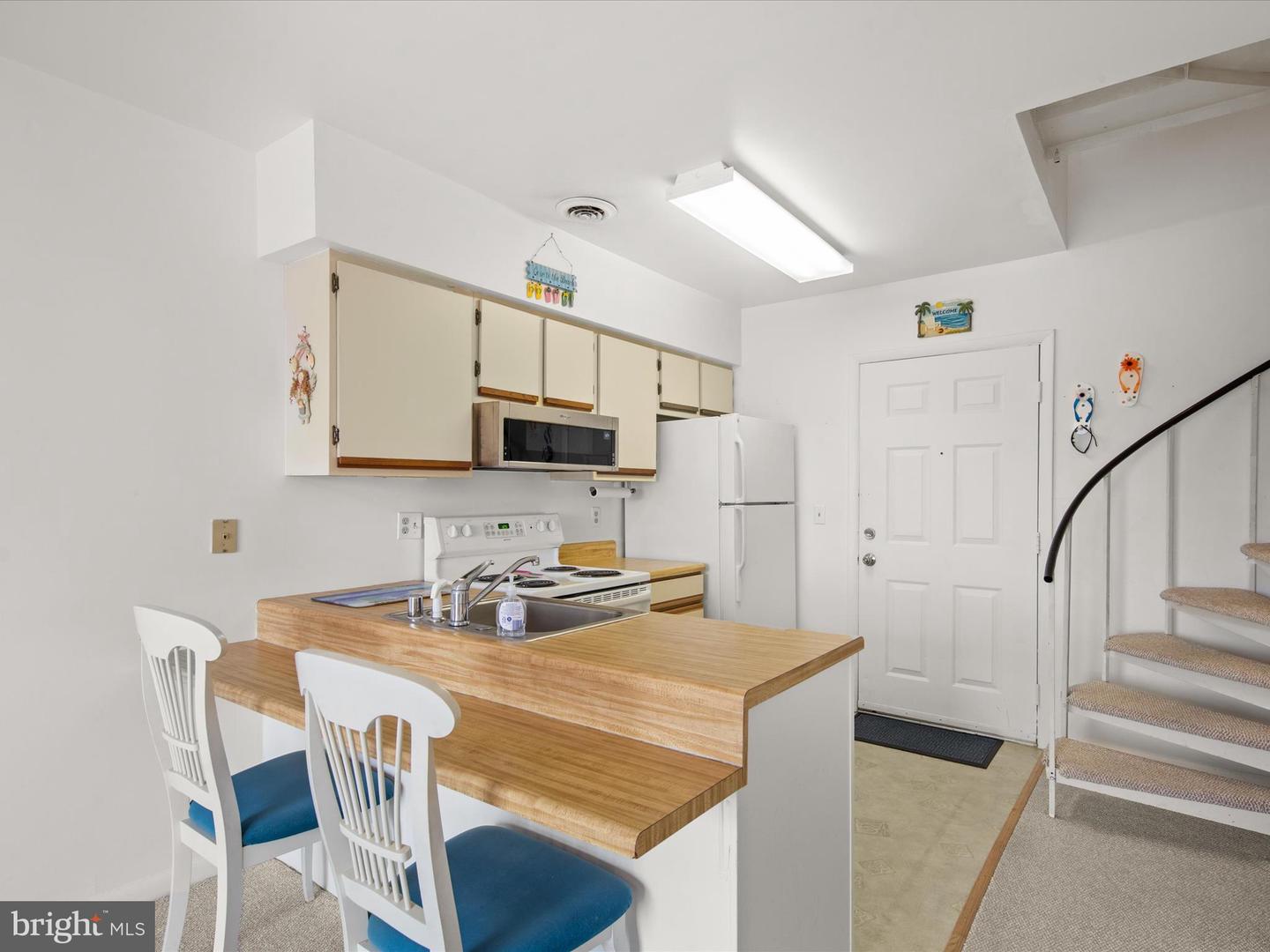 105 123rd St #353b2 Property Photo 5