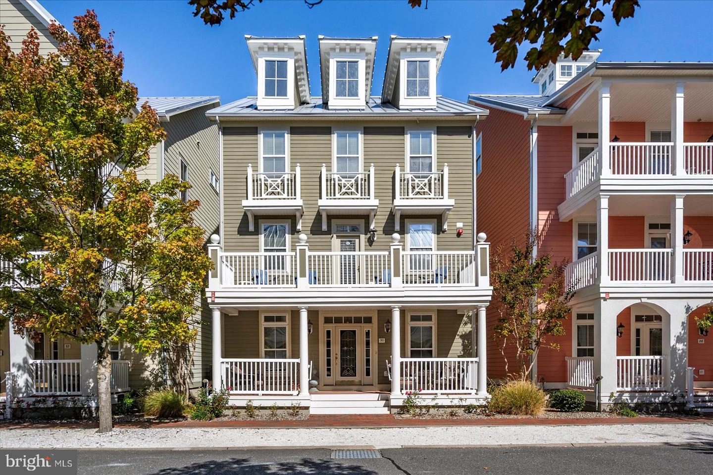 30 Seaside Dr #lus-br Property Photo 1