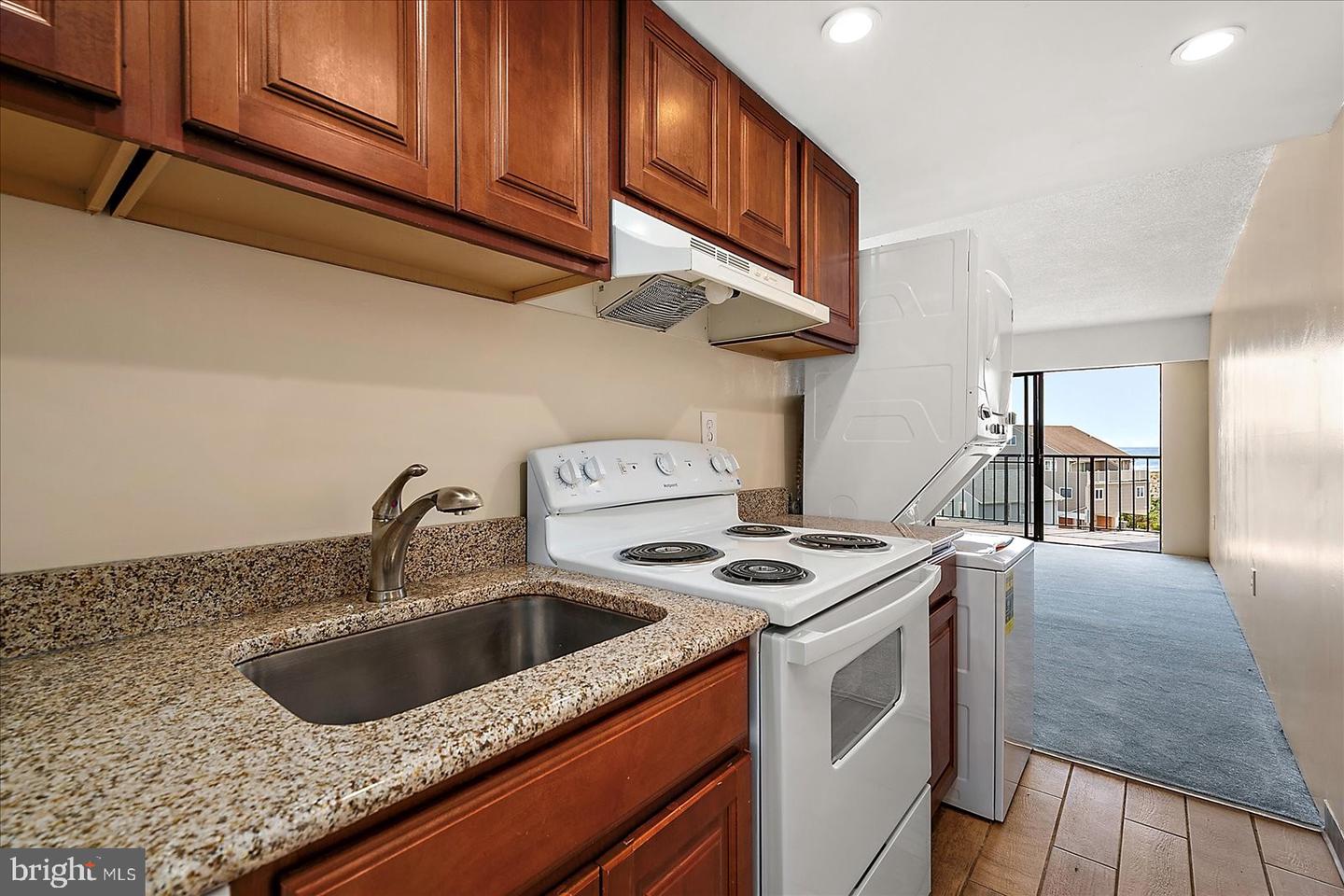 7 136th St #n405 Property Photo 8