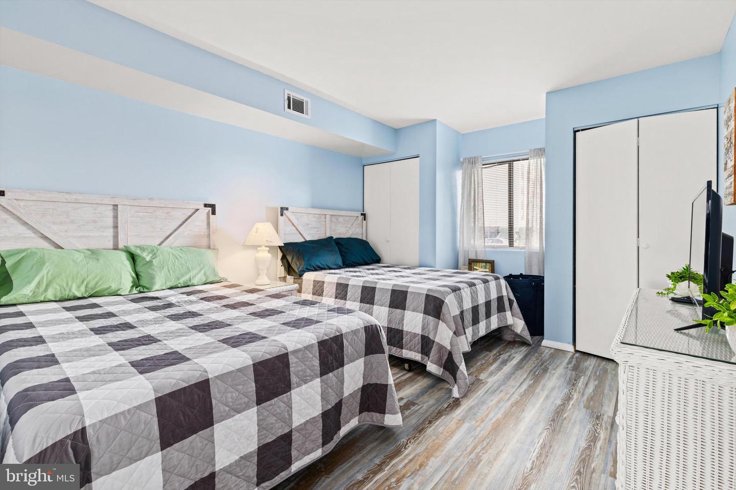 12300 Jamaica Ave #103 Property Photo 4