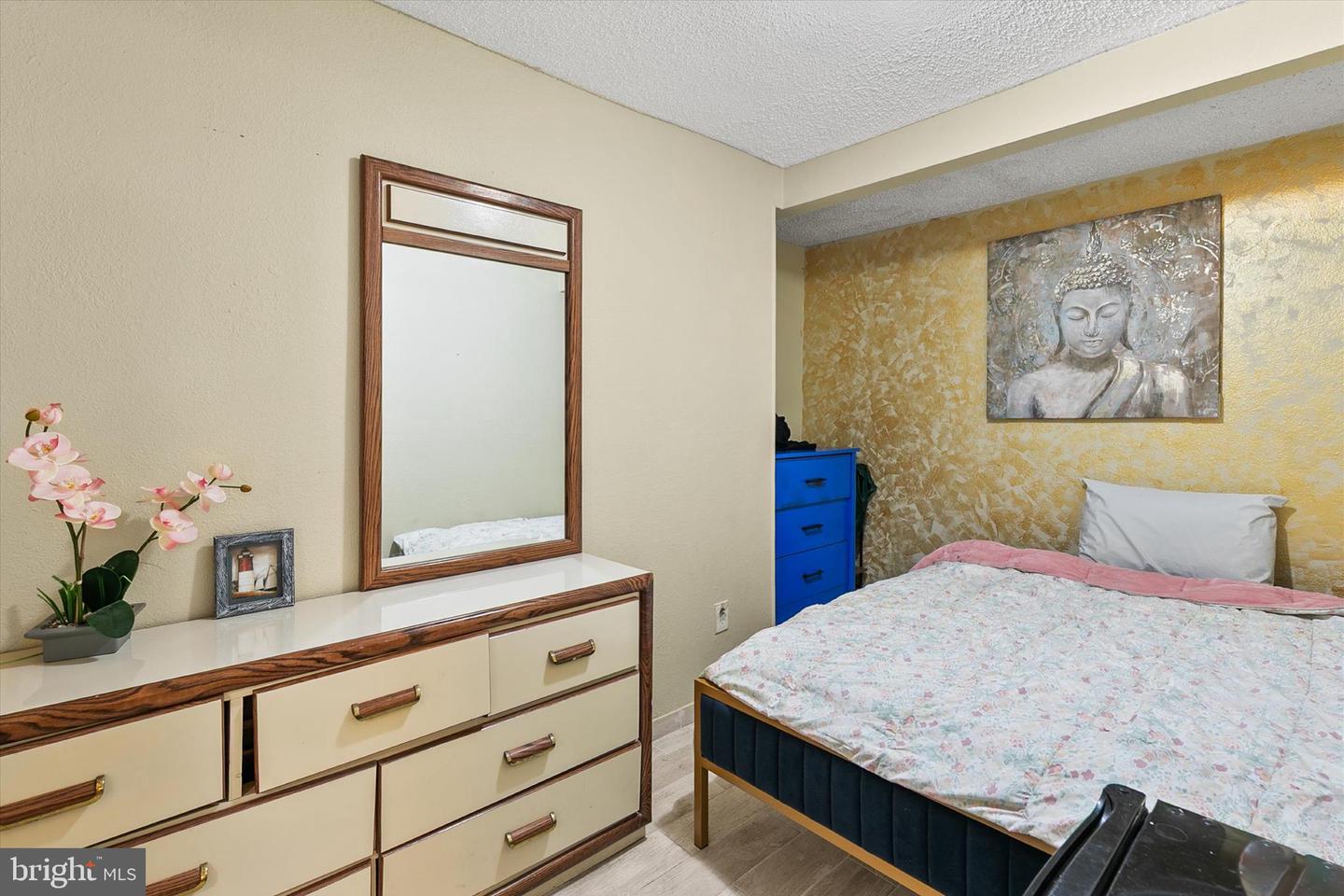 207 8th St #102c Property Photo 13