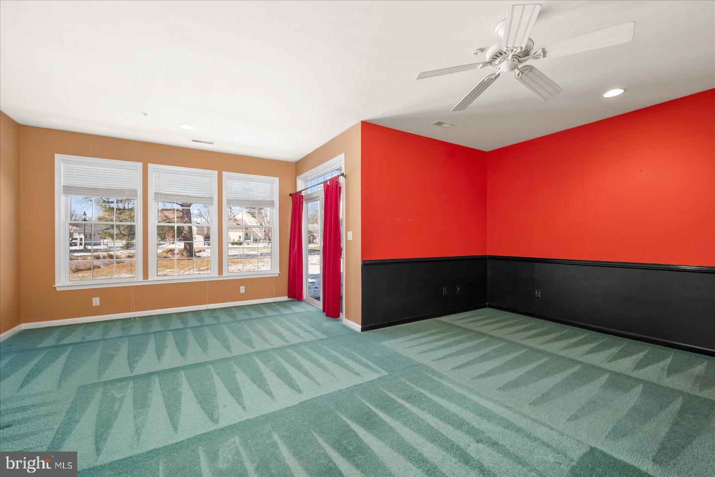 400 Williams St #12 Property Photo 39