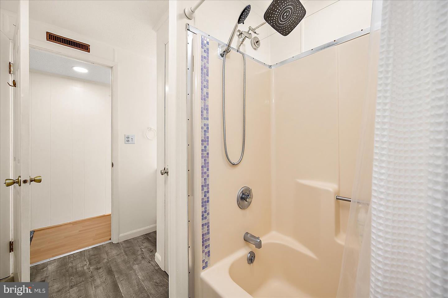 9 41st St #320 Property Photo 27