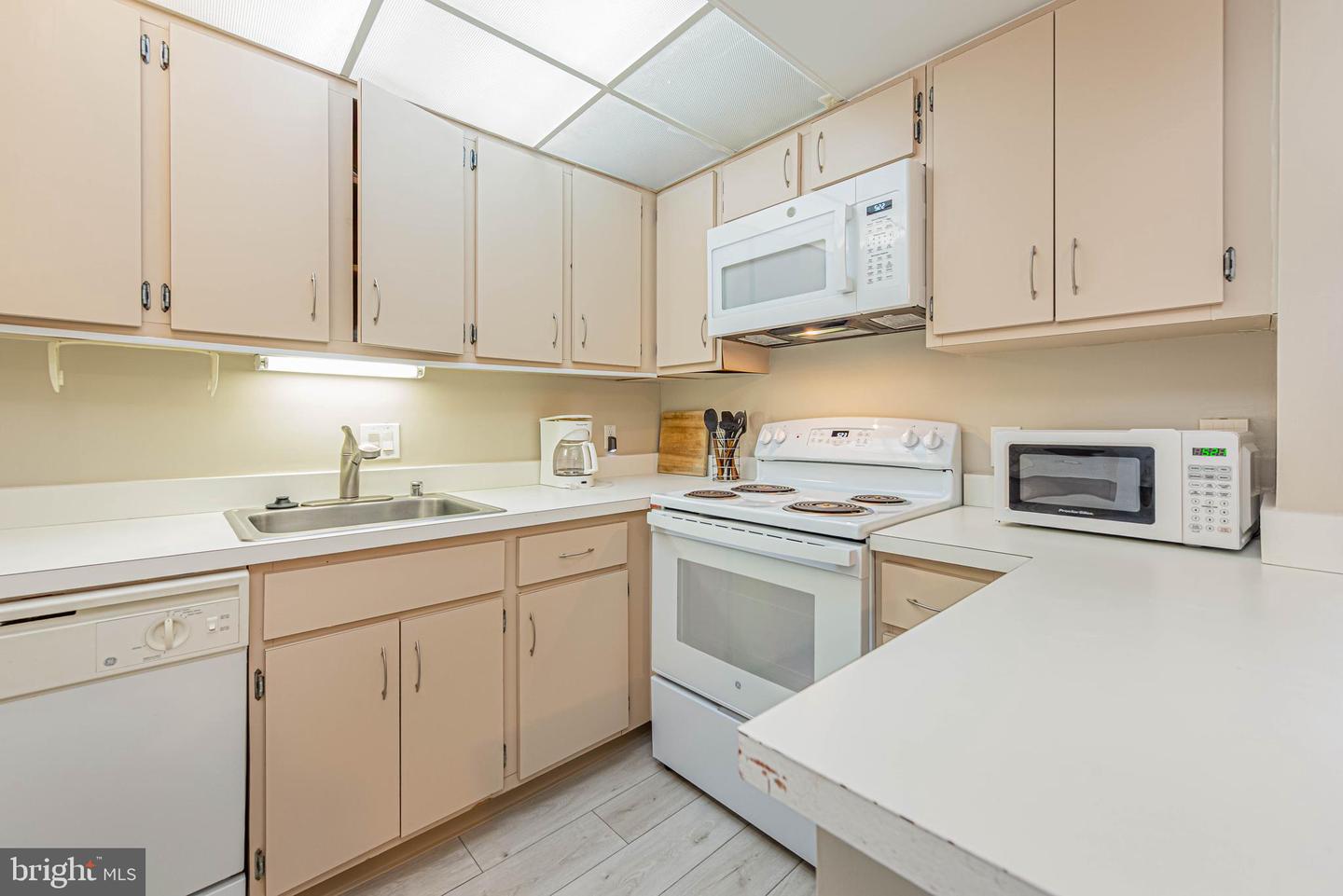 10900 Coastal Hwy #1302 Property Photo 10