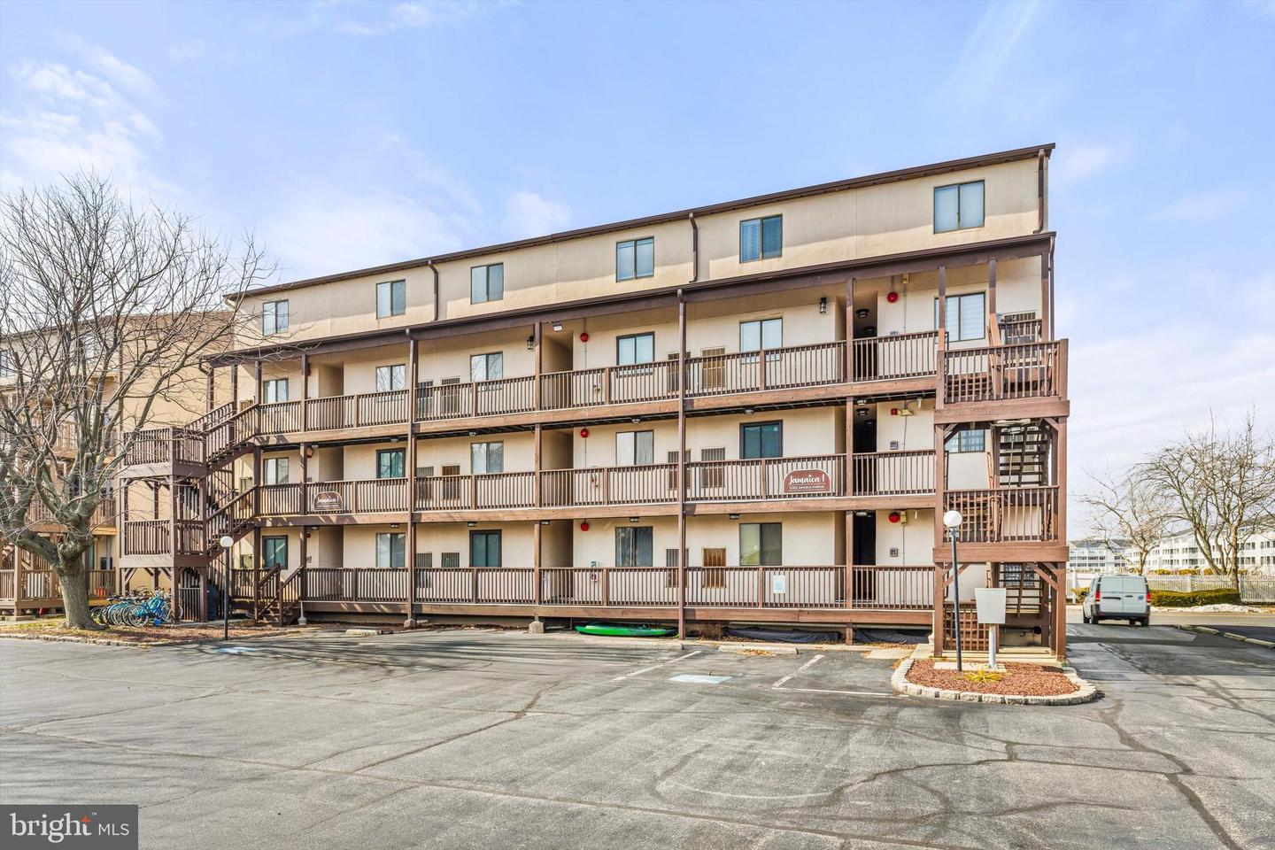 12302 Jamaica Ave #104 Property Photo 6