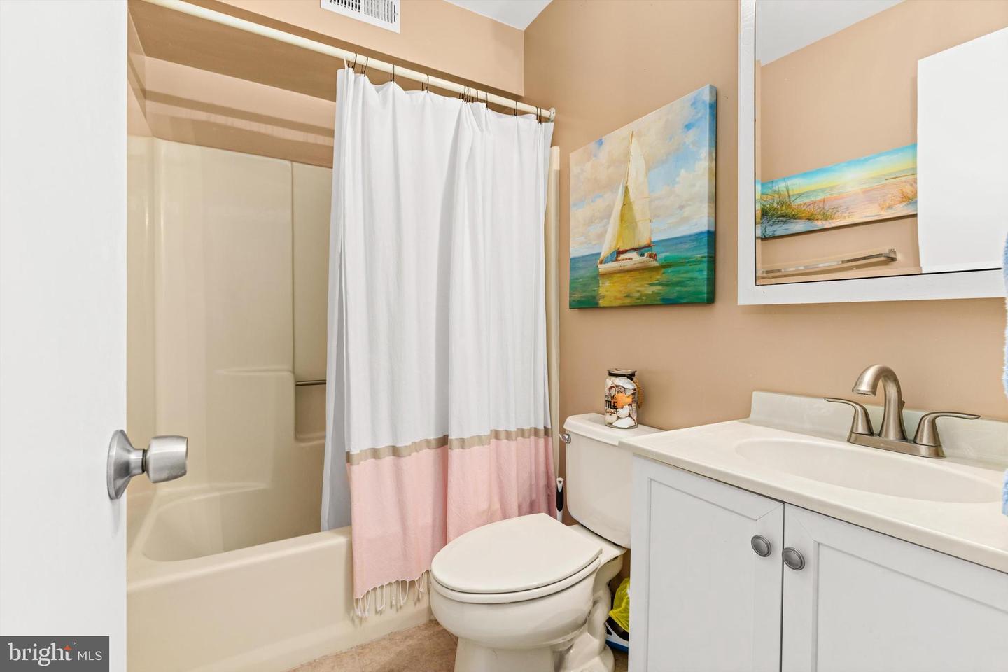 12302 Jamaica Ave #104 Property Photo 15