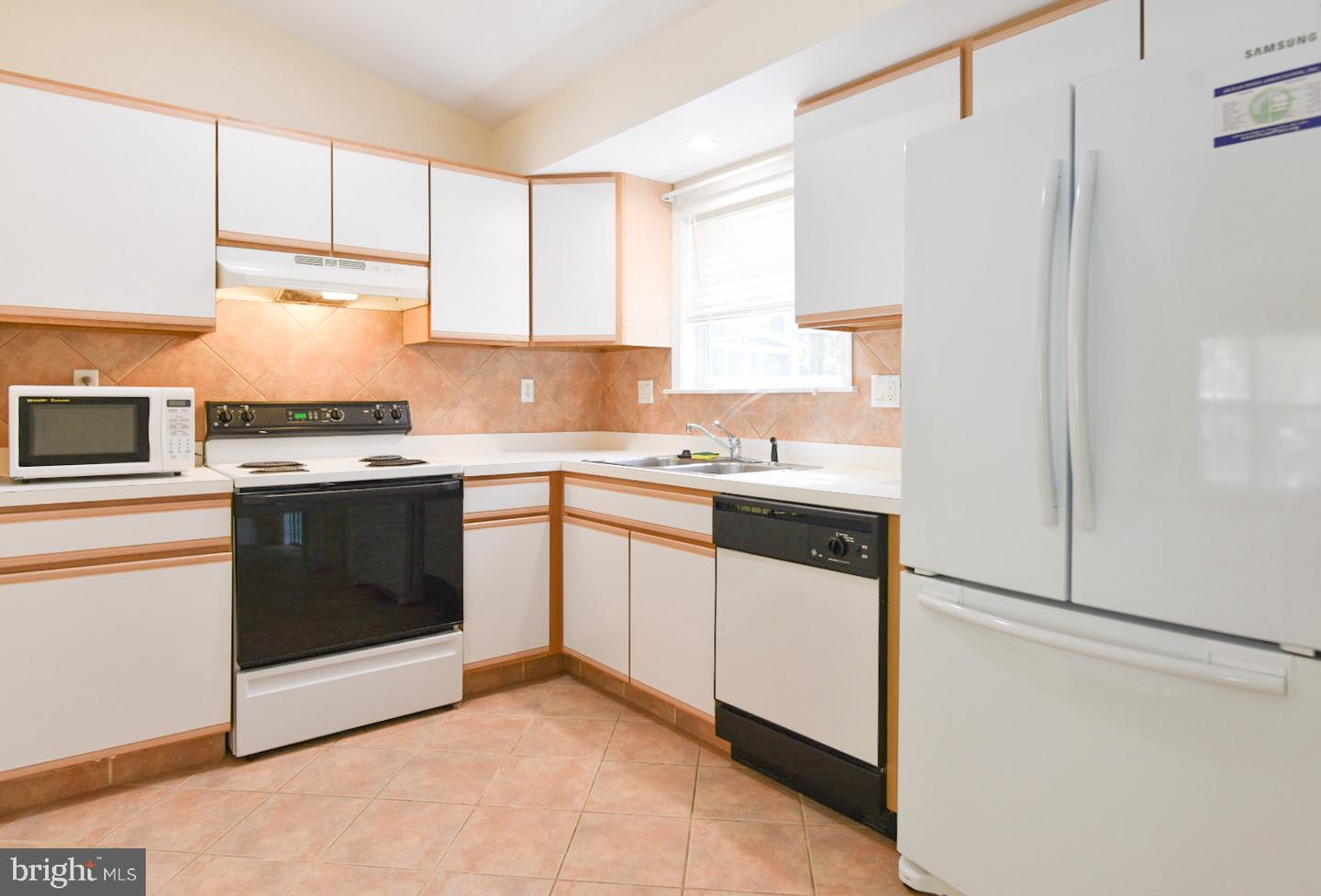 61 Abbyshire Rd Property Photo 9