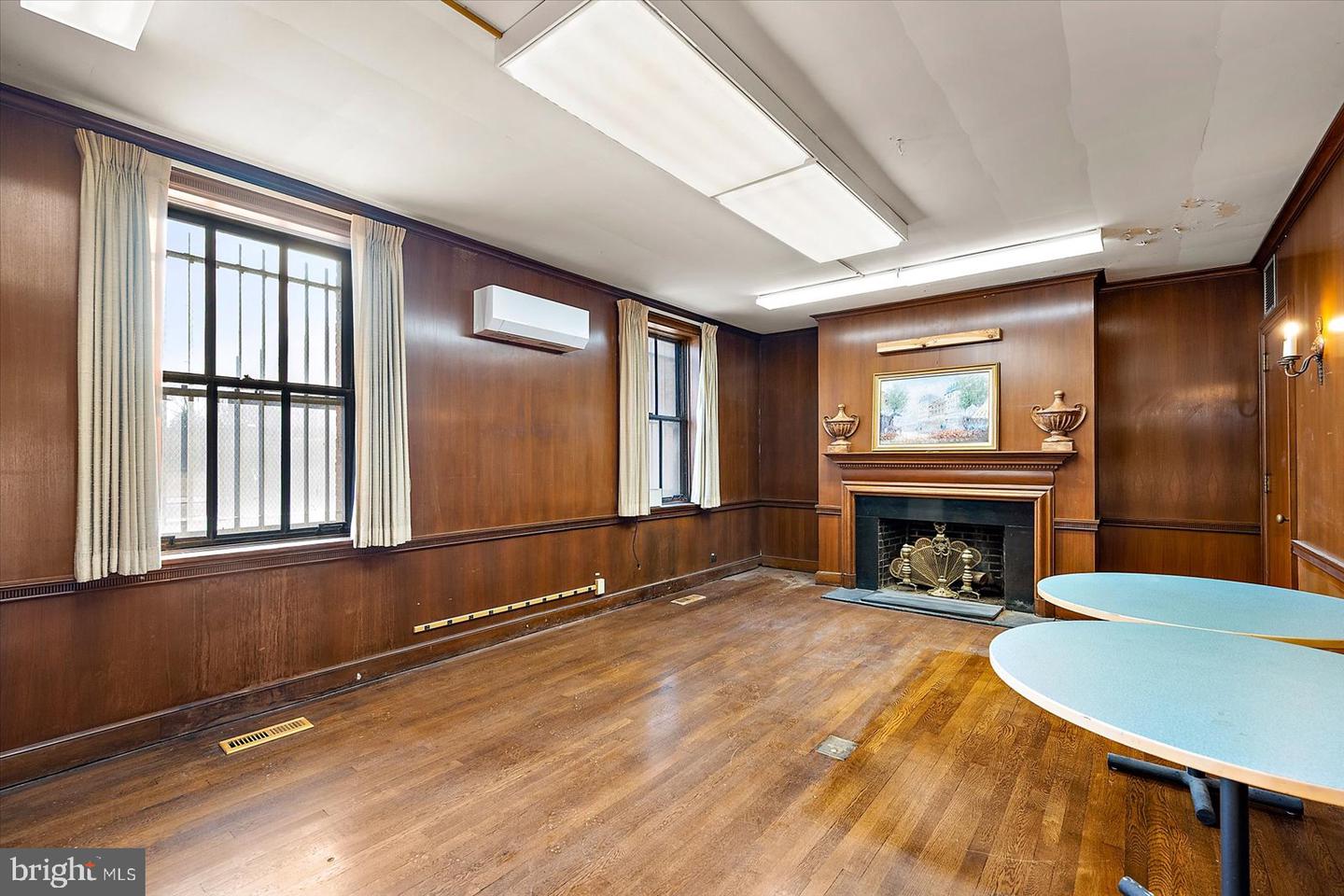 144 Market St Property Photo 43
