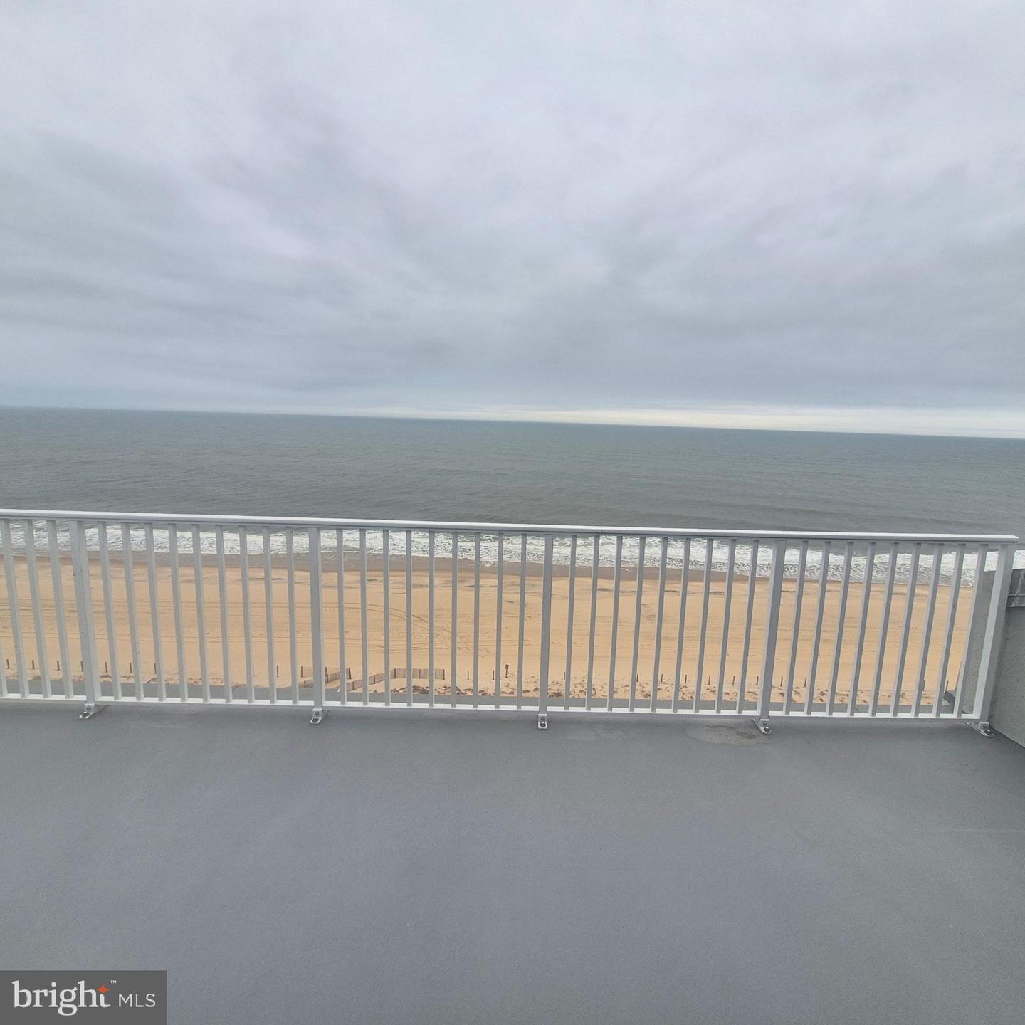 8203 Atlantic Ave #ph8 Property Photo 2