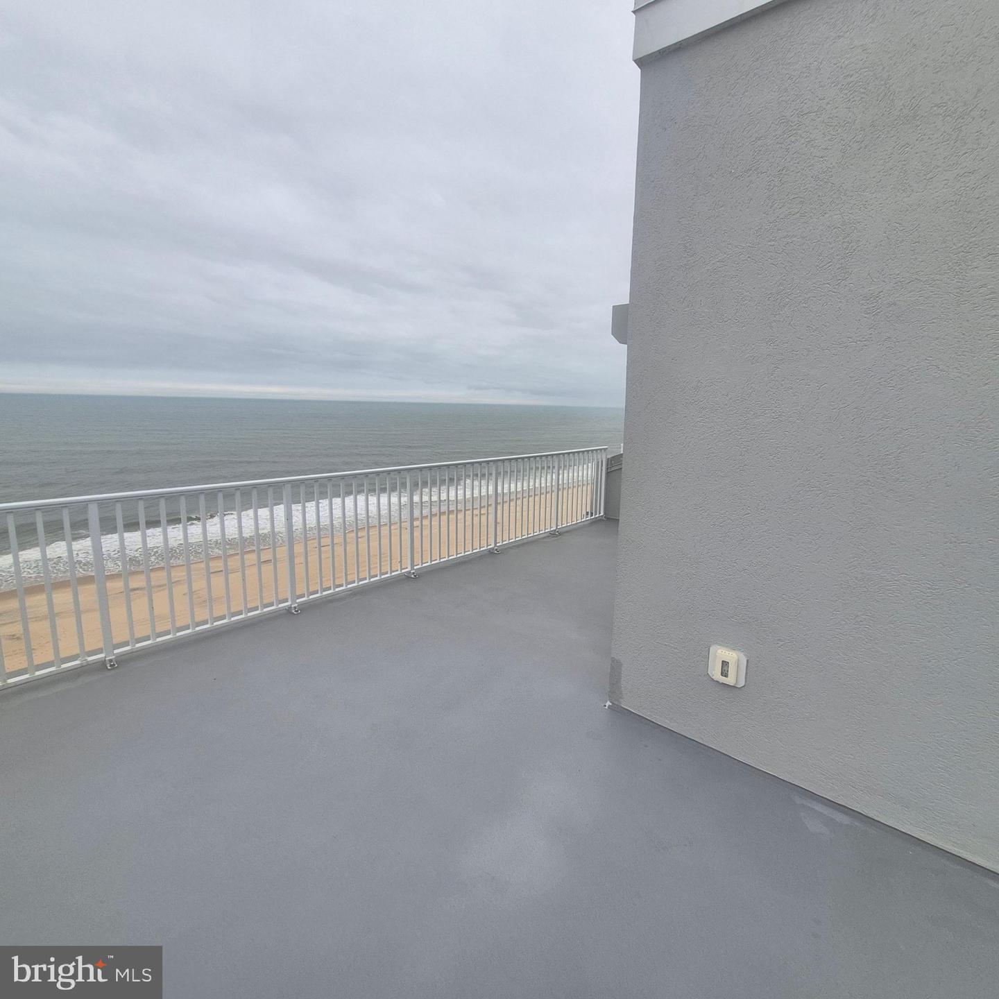 8203 Atlantic Ave #ph8 Property Photo 6