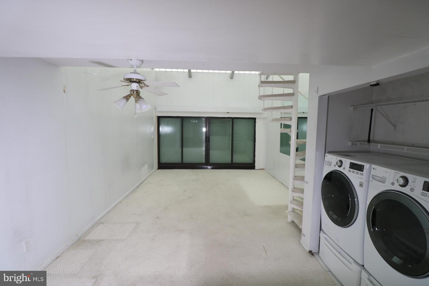 8203 Atlantic Ave #ph8 Property Photo 10