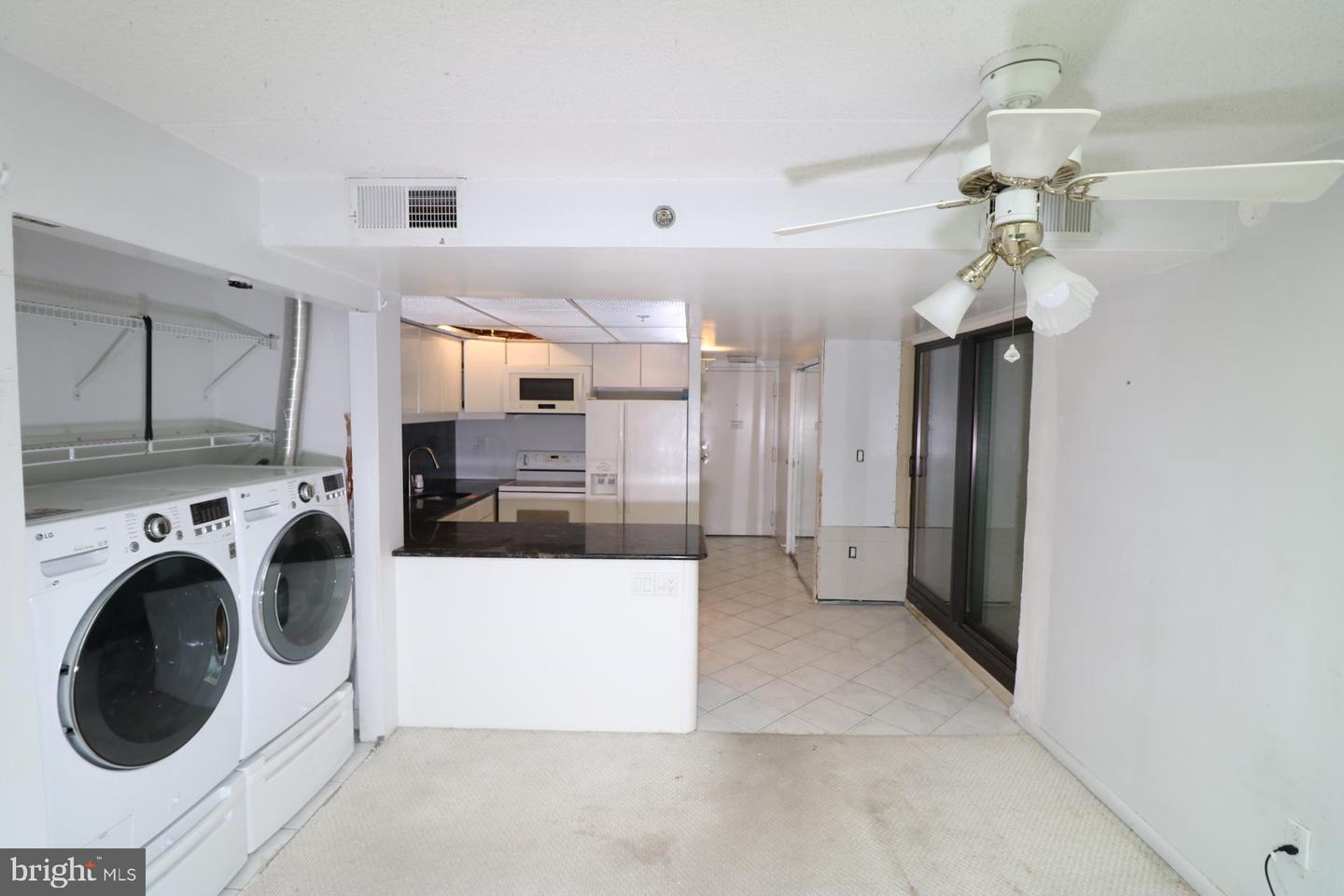 8203 Atlantic Ave #ph8 Property Photo 13