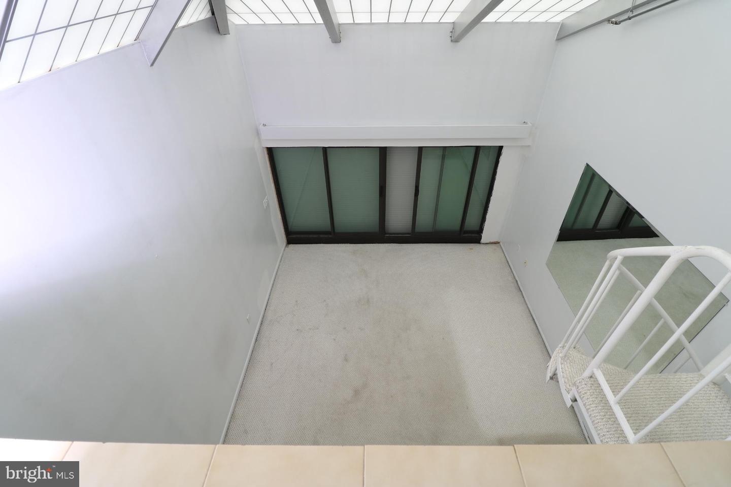 8203 Atlantic Ave #ph8 Property Photo 16