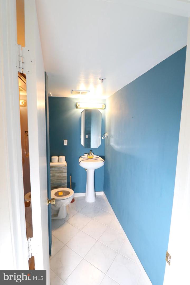 8203 Atlantic Ave #ph8 Property Photo 22