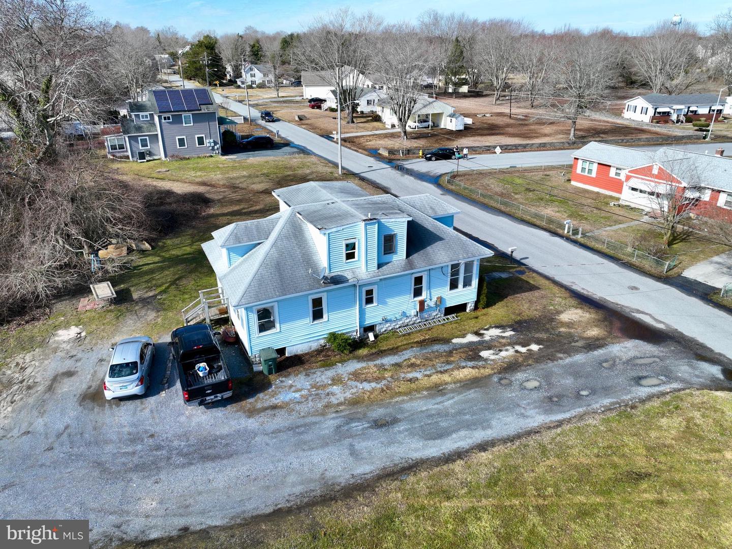 128 Branch St Property Photo 5