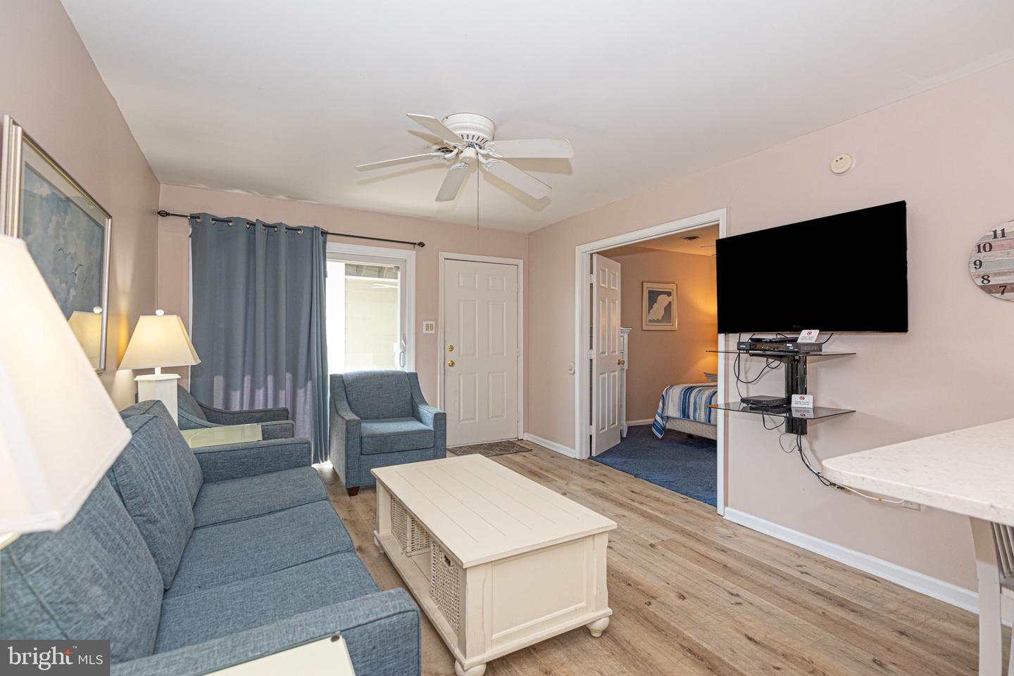 14409 Lighthouse Ave #4 Property Photo 3