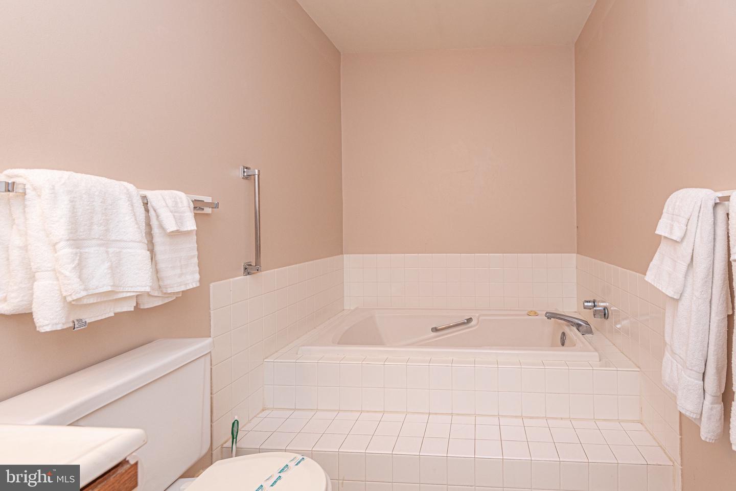 14409 Lighthouse Ave #4 Property Photo 14