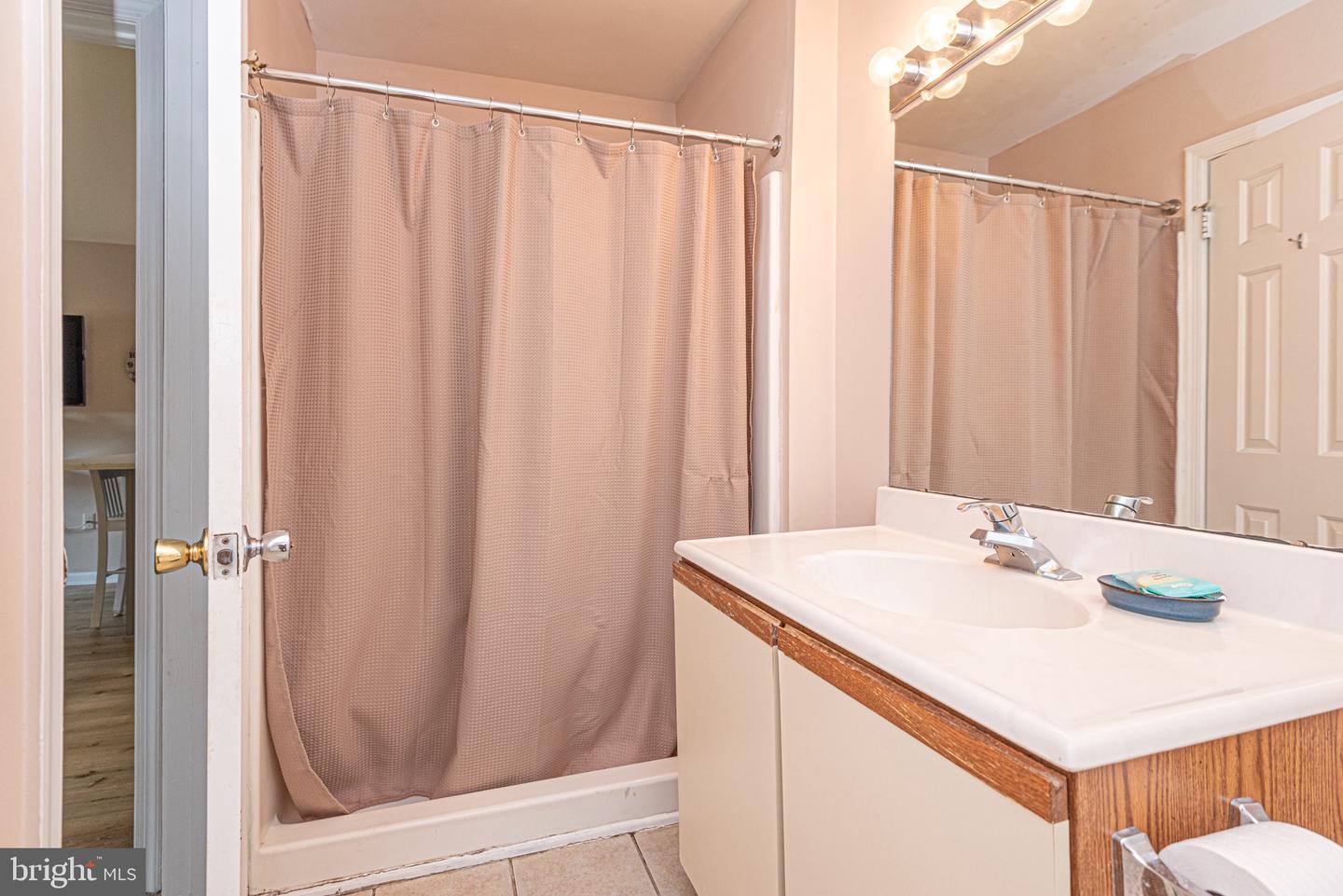 14409 Lighthouse Ave #4 Property Photo 16