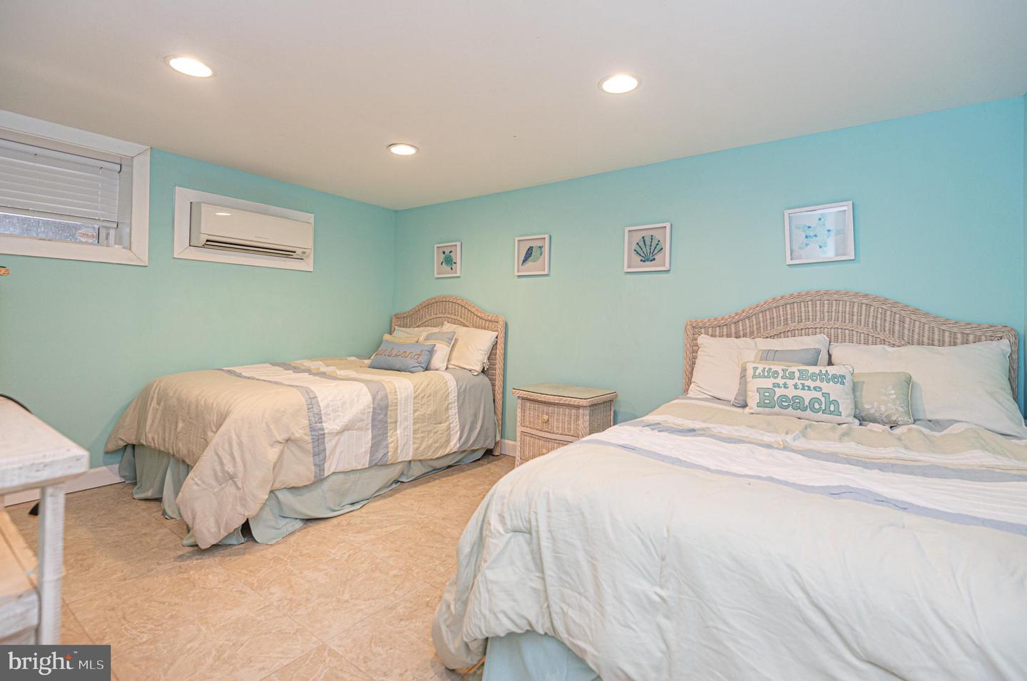 403 14th St #13 Property Photo 35