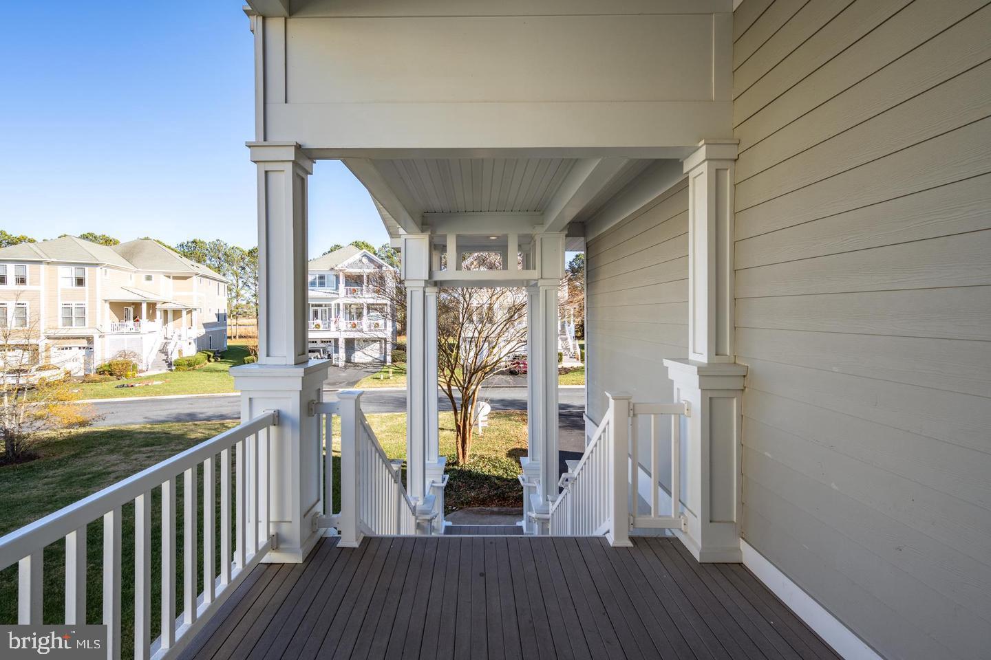 11468 Maid At Arms Ln Property Photo 4