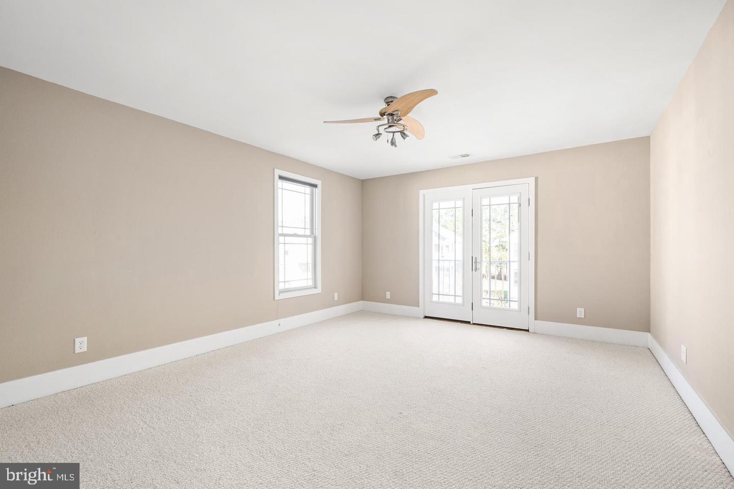 11468 Maid At Arms Ln Property Photo 23