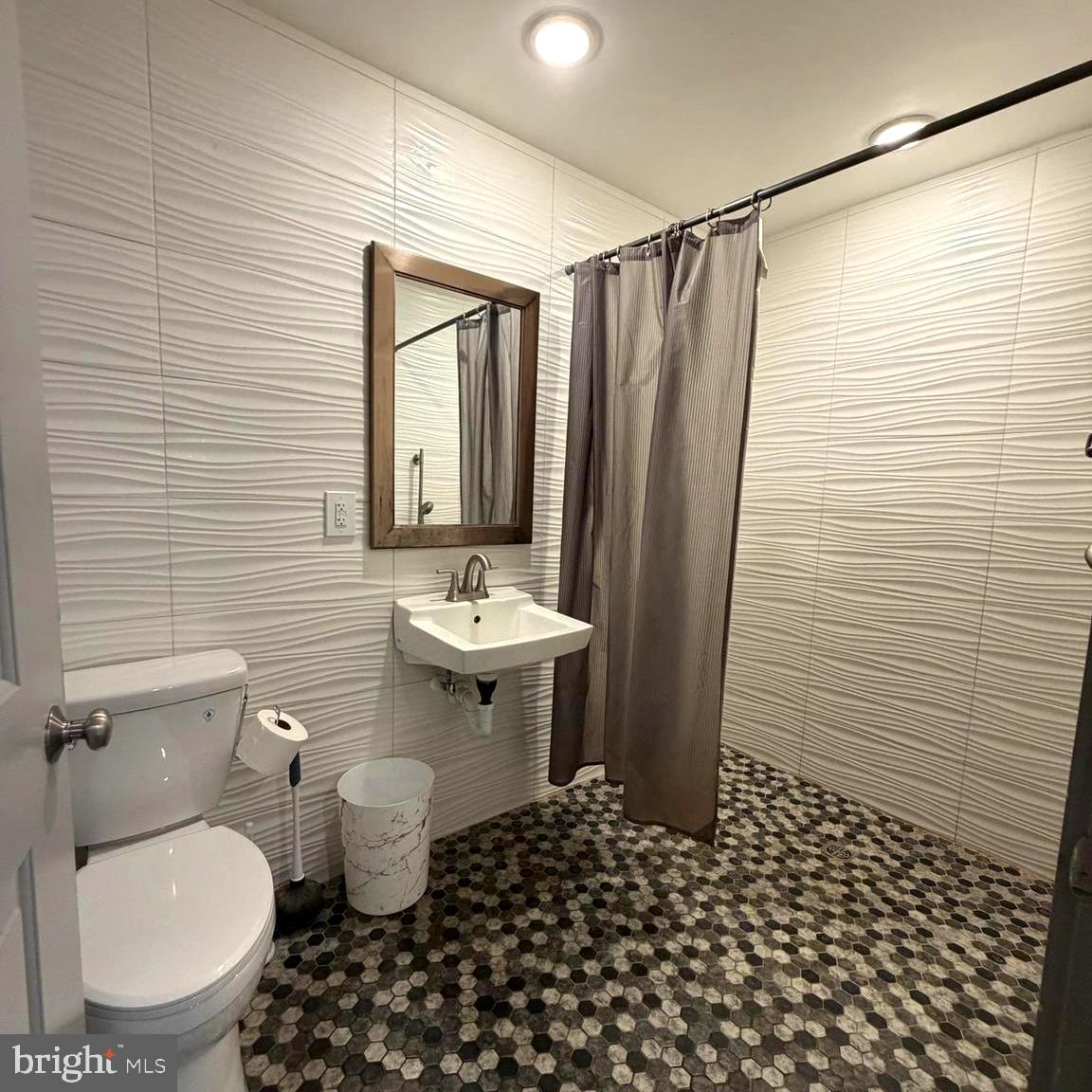 207 Saint Louis Ave Property Photo 23
