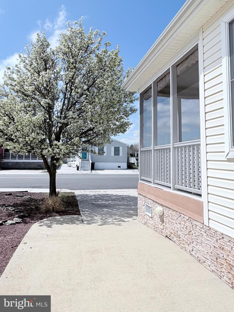112 Sandy Hill Dr Property Photo 3