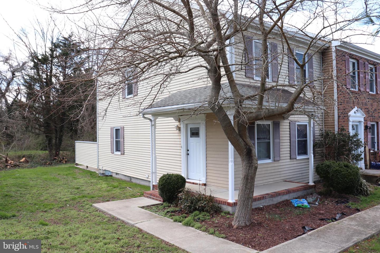 1 Franklin Sq #a1 Property Photo 4