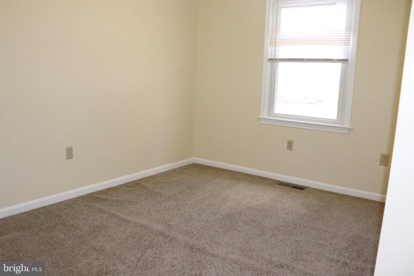 1 Franklin Sq #a1 Property Photo 32