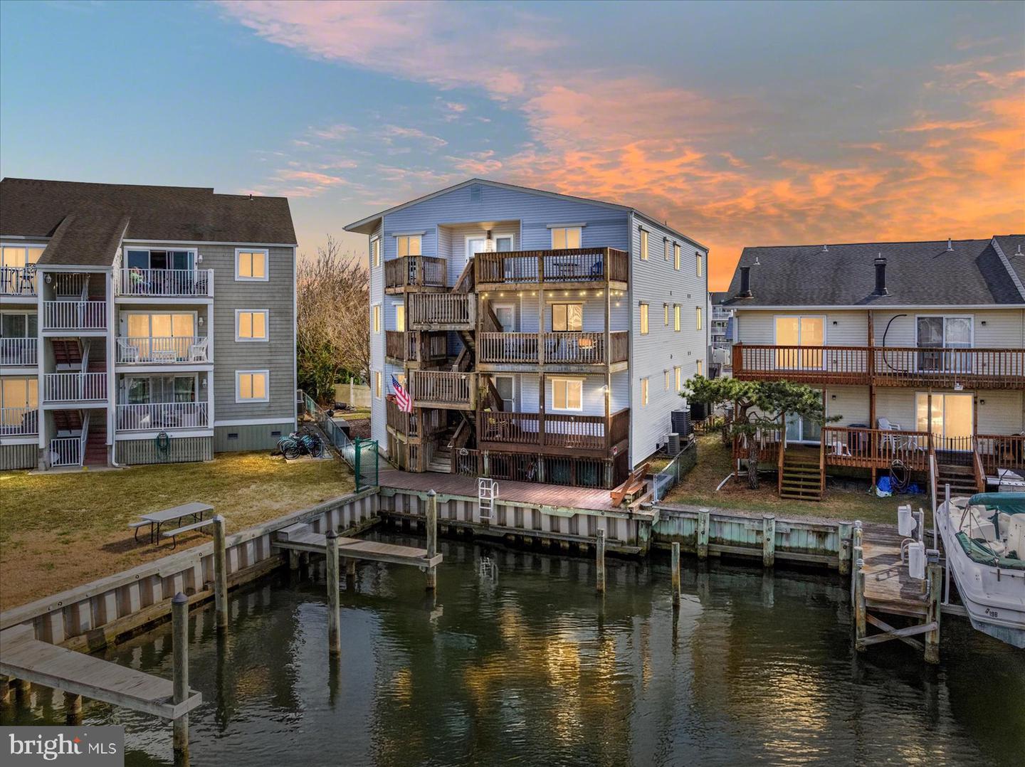 700 Mooring Rd #a2 Property Photo 1
