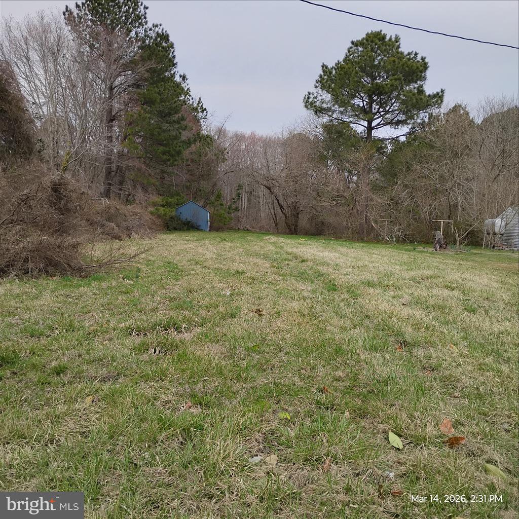 114 Railroad Ave Property Photo 1
