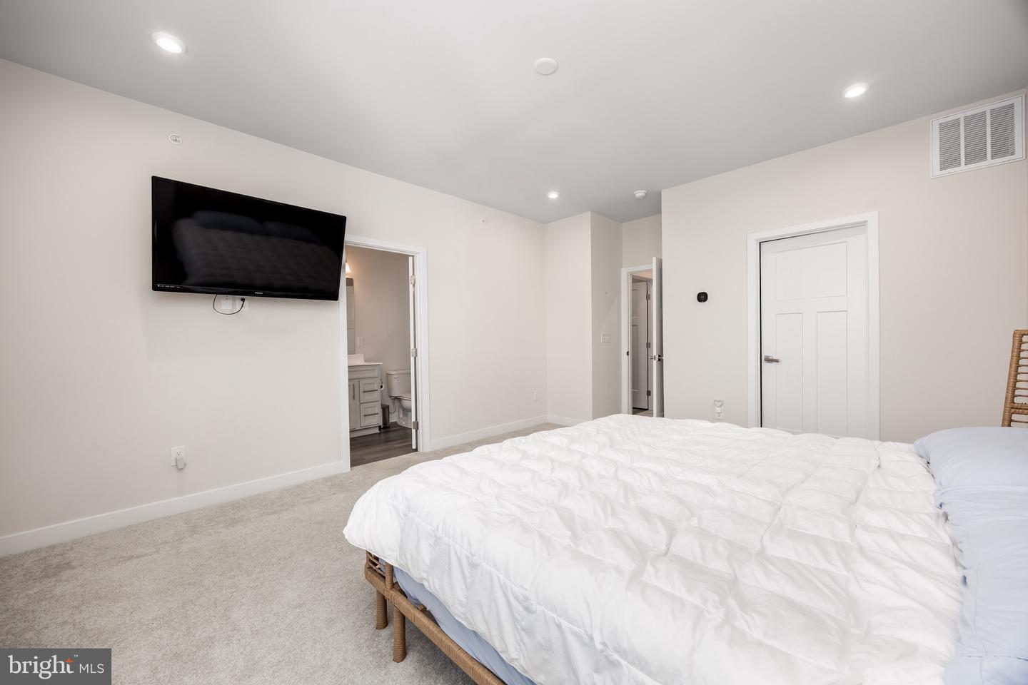 8673 Bat Creek Loop Ln #2 Property Photo 33